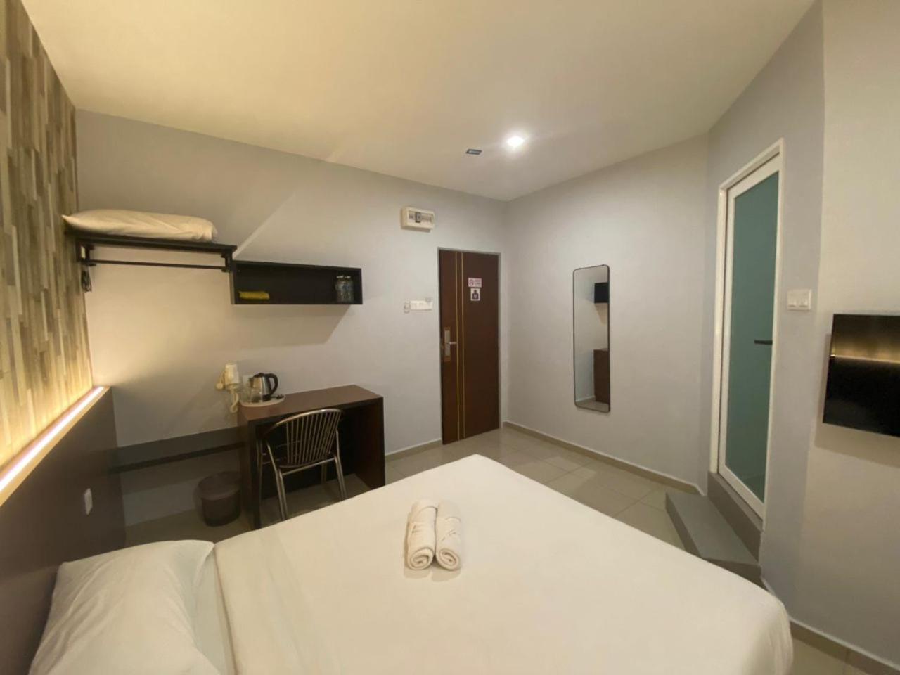 Ds Hotel Ипох Екстериор снимка